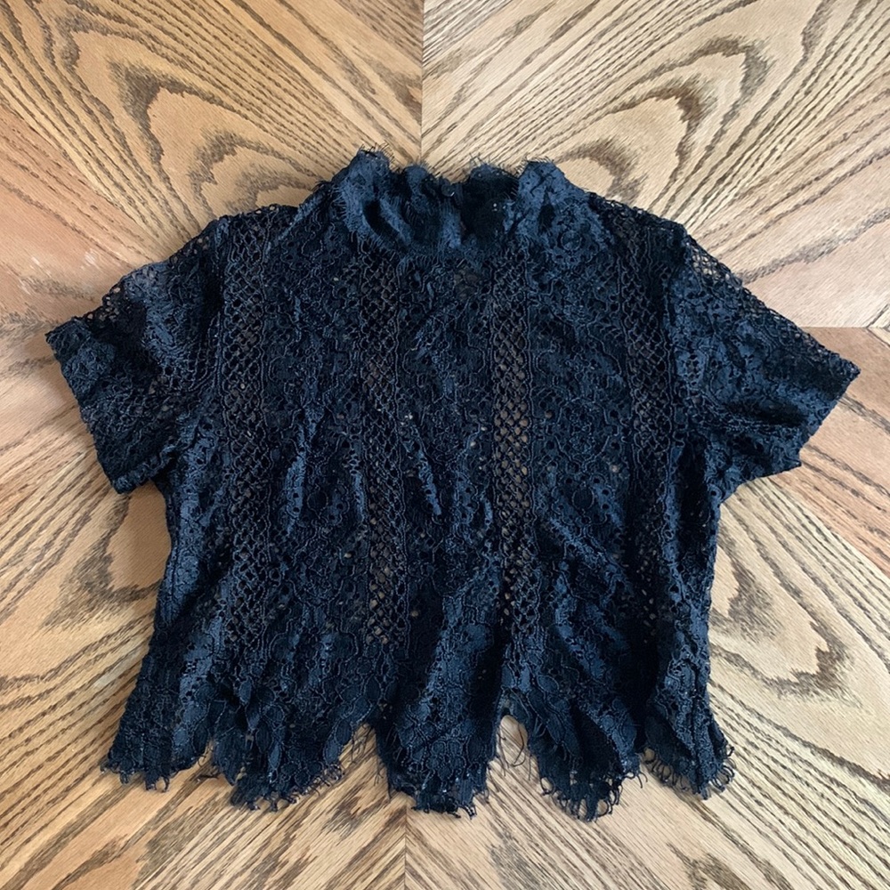 Zara lace top in black size medium